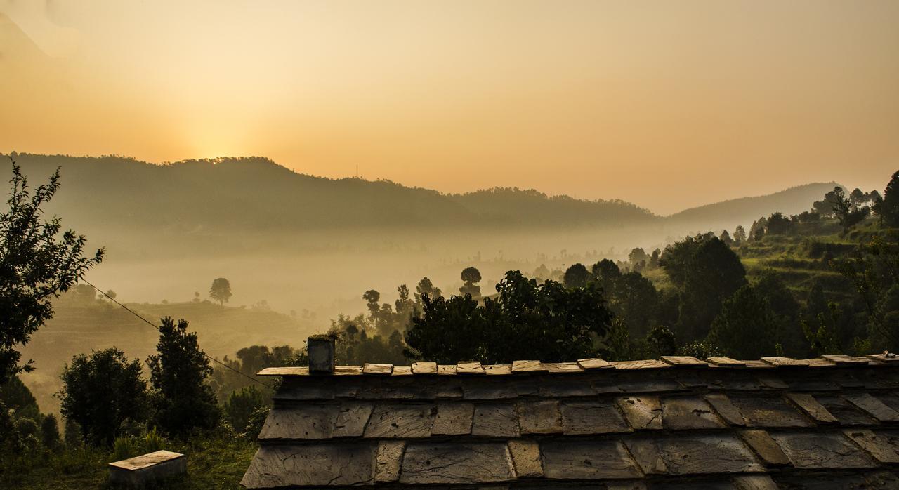 Thikalna Himalayan Retreat Villa Almora Buitenkant foto