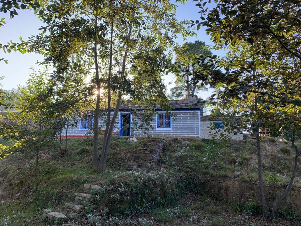 Thikalna Himalayan Retreat Villa Almora Buitenkant foto